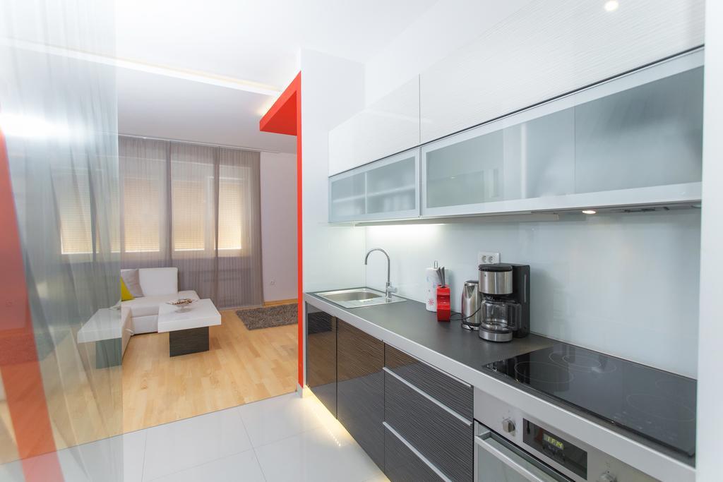 Apartment Mirela Спліт Екстер'єр фото