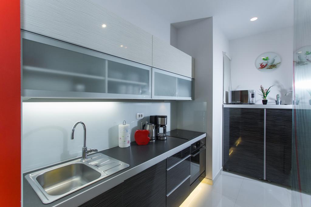 Apartment Mirela Спліт Екстер'єр фото