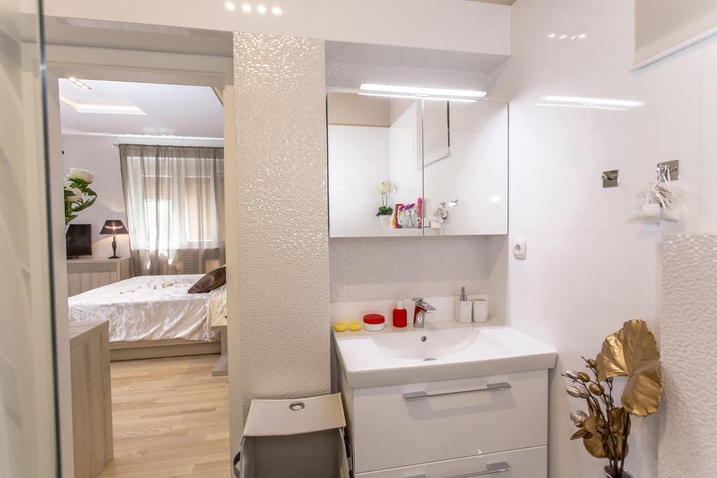 Apartment Mirela Спліт Екстер'єр фото