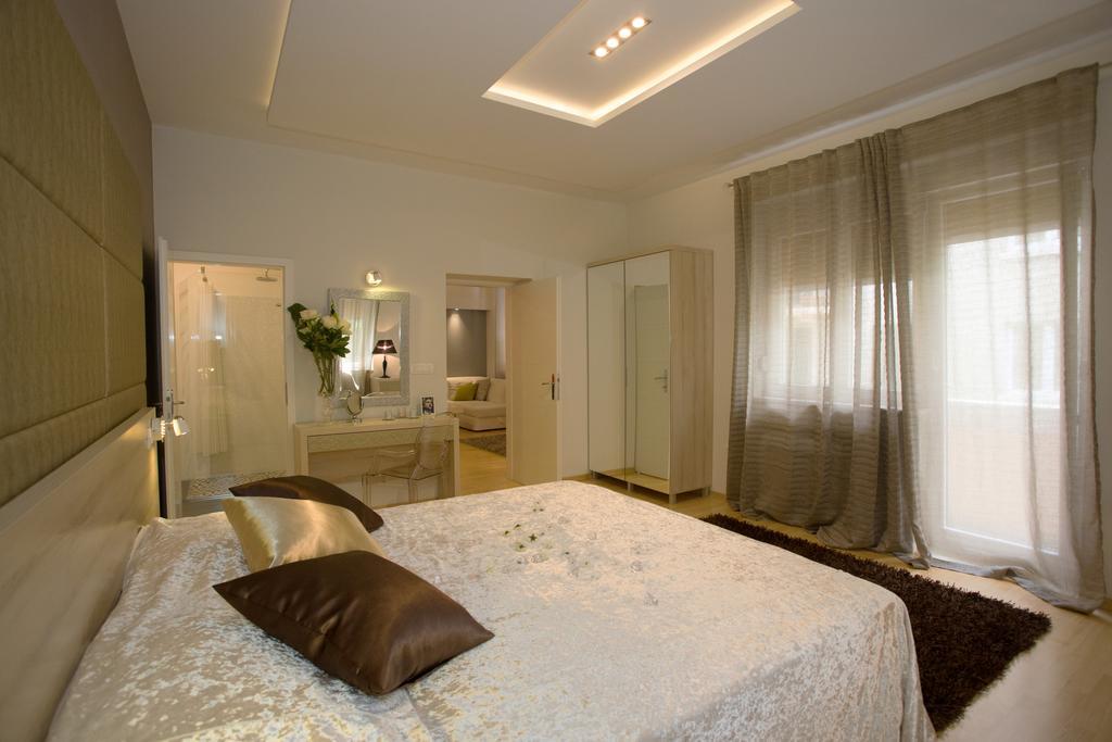 Apartment Mirela Спліт Екстер'єр фото