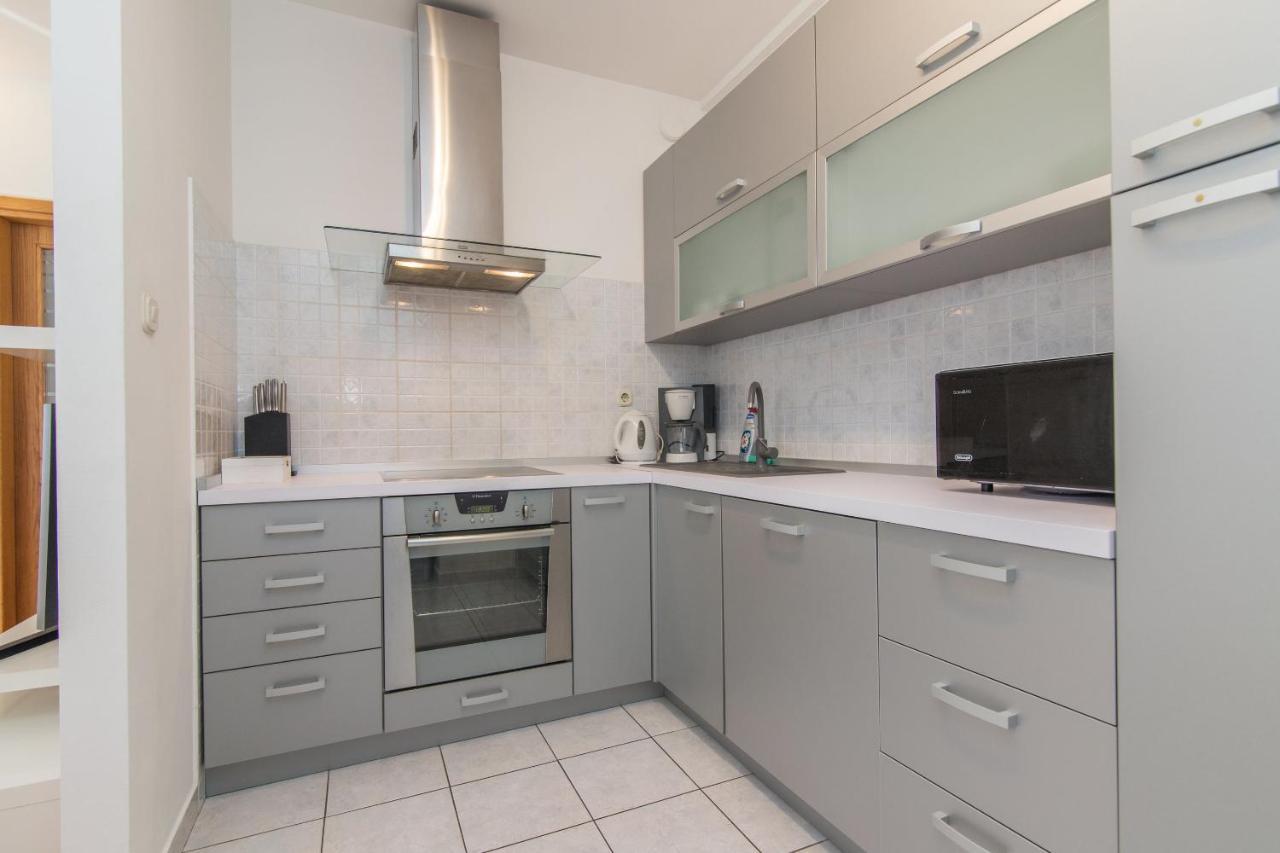 Apartment Mirela Спліт Екстер'єр фото